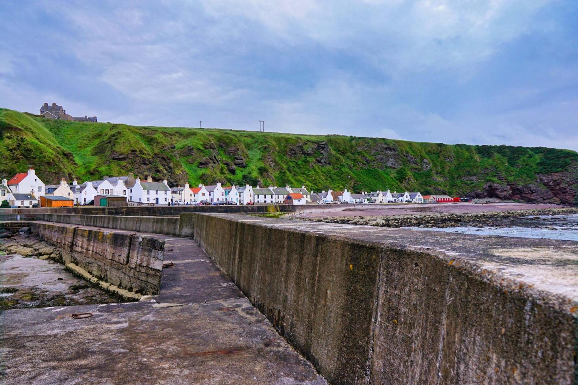 The Pennan Inn Dış mekan fotoğraf